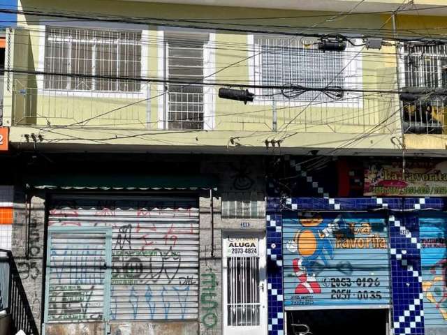 Casa assobradada 2 Quartos independente para alugar em Itaquera - São Paulo/SP.