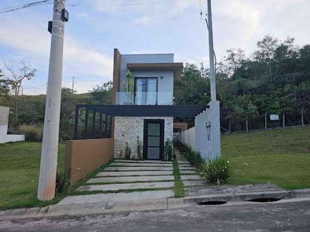 Casa com 3 dormitórios à venda, 138 m² por R$ 680.000,00 - Boa Vista - Cotia/SP