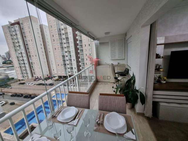 Vende-se Apartamento de 1 Quarto na Mocca, porteira fechada. Pronto a morar já !!Sacada