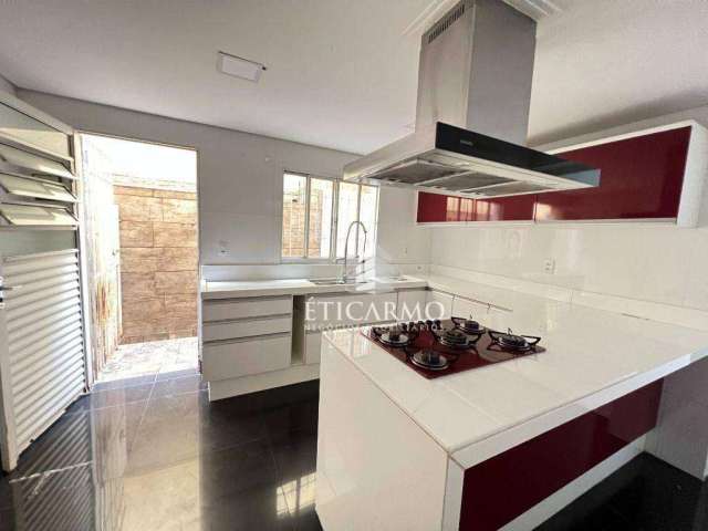 Sobrado com 3 dormitórios, 240 m² - venda por R$ 760.000,00 ou aluguel por R$ 4.000,00/mês - Jardim Nossa Senhora do Carmo - São Paulo/SP