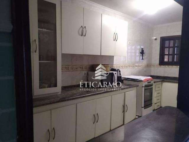 Sobrado com 3 dormitórios à venda, 210 m² por R$ 670.000,00 - Cidade Patriarca - São Paulo/SP