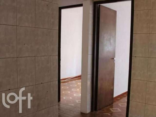 Apartamento com 3 quartos à venda na Waldemar Tietz, 1940, Artur Alvim, São Paulo por R$ 220.000