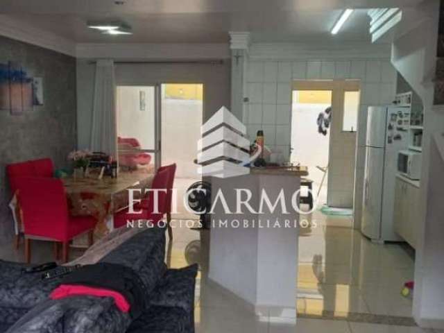 Casa em condomínio fechado com 3 quartos à venda na Rua Orlando Pellicci, 245, Cidade Líder, São Paulo por R$ 640.000