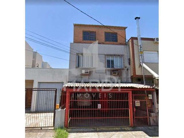 Prédio à venda na 25 de julho, 269, Santa Maria Goretti, Porto Alegre por R$ 689.000