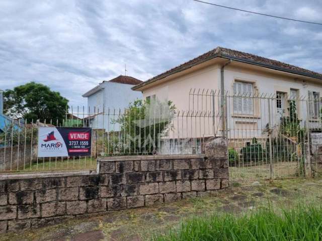 Terreno à venda na Avenida São Borja, 412, Nonoai, Porto Alegre por R$ 850.000