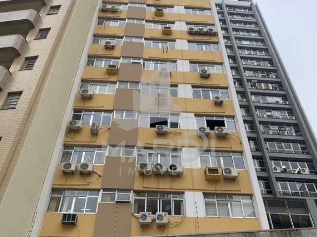 Sala comercial para alugar na Rua dos Andradas, 1273, Centro Histórico, Porto Alegre por R$ 1.250