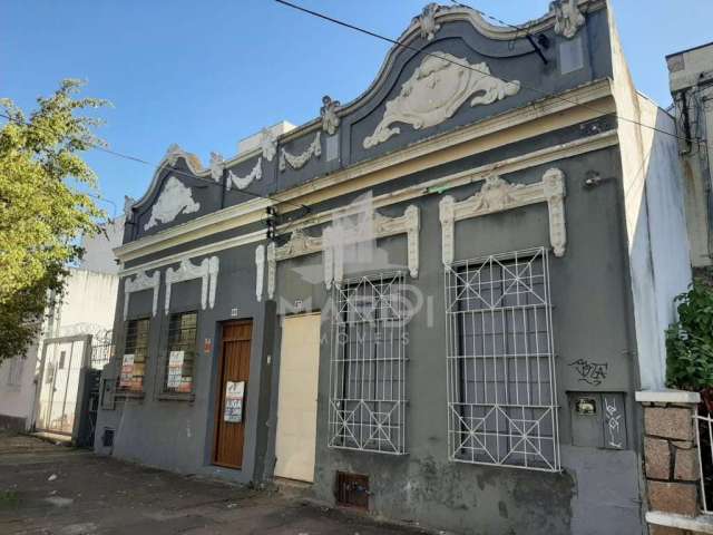 Casa comercial para alugar na Rua Vinte de Setembro, 89, Azenha, Porto Alegre por R$ 1.700