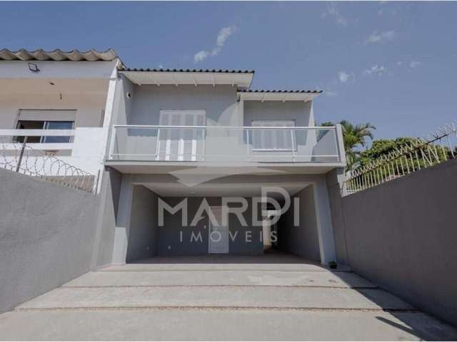 Casa com 3 quartos à venda na Rua Professor Carvalho de Freitas, 819, Teresópolis, Porto Alegre por R$ 750.000