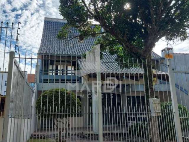 Casa com 4 quartos à venda na Doutor Castro de Menezes, 943, Tristeza, Porto Alegre por R$ 1.250.000