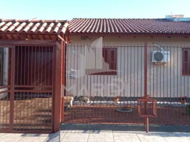 Casa com 3 quartos à venda na Rua Jessé Silva, 53, Ponta Grossa, Porto Alegre por R$ 400.000