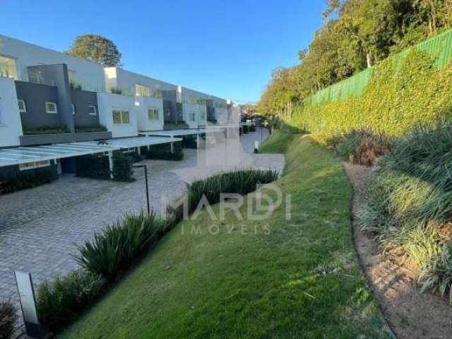 Casa em condomínio fechado com 3 quartos à venda na Rua Doutor Ney de Castilhos Ferreira, 300, Pedra Redonda, Porto Alegre por R$ 2.750.000