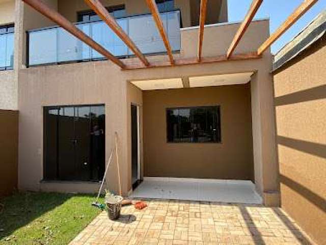 Sobrado com 3 dormitórios à venda, 90 m² por R$ 520.000,00 - Parque Verde - Cascavel/PR