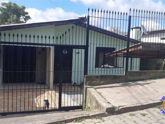 Casa com 2 quartos à venda no Kayser, Caxias do Sul , 71 m2 por R$ 360.400