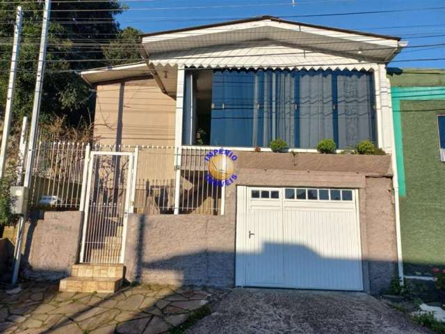 Casa com 3 quartos à venda no São Ciro, Caxias do Sul , 182 m2 por R$ 470.000