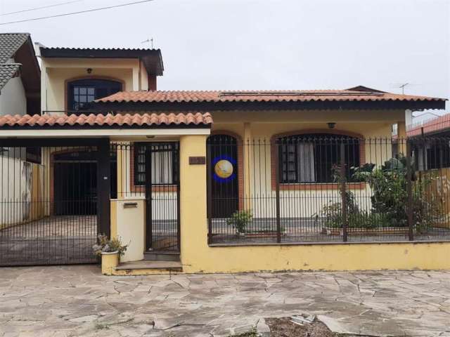 Casa com 4 quartos à venda na Colina Sorriso, Caxias do Sul , 225 m2 por R$ 810.000