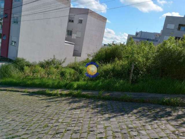 Terreno à venda na Nossa Senhora da Saúde, Caxias do Sul  por R$ 640.000