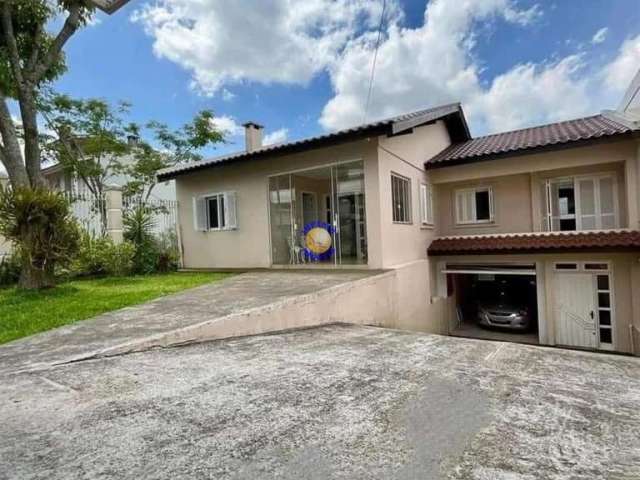 Casa com 3 quartos à venda no Santa Fé, Caxias do Sul , 149 m2 por R$ 680.000