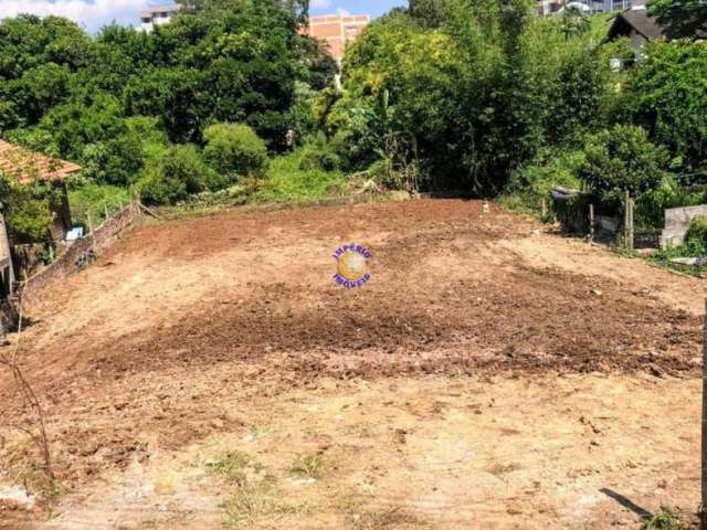 Terreno à venda no Arco Baleno, Caxias do Sul  por R$ 380.000