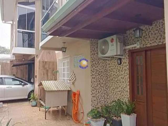 Casa com 3 quartos à venda no São Caetano, Caxias do Sul , 110 m2 por R$ 398.000