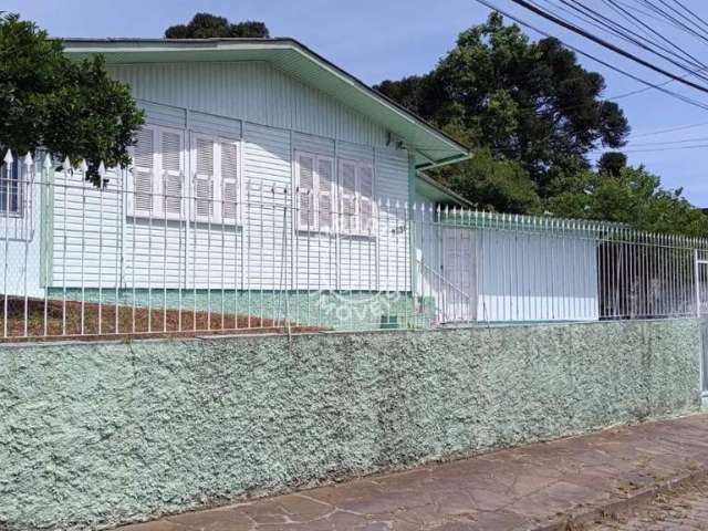 Casa com 3 quartos à venda no Floresta, Caxias do Sul  por R$ 349.000