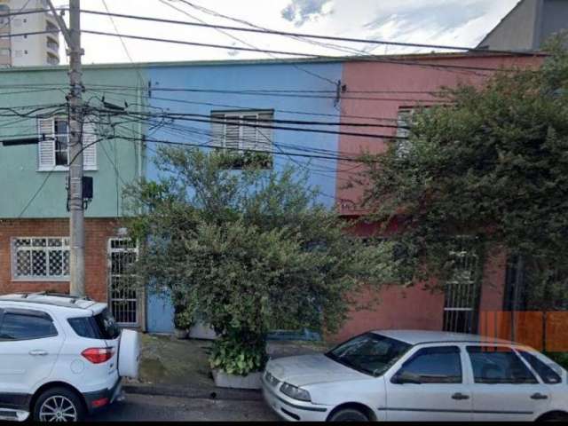 SOBRADO NA MOOCA/SP - 2 DORM. 90m2 - LOCAÇÃO: R$ 2.600,00   ou  VENDA R$  435.000,00