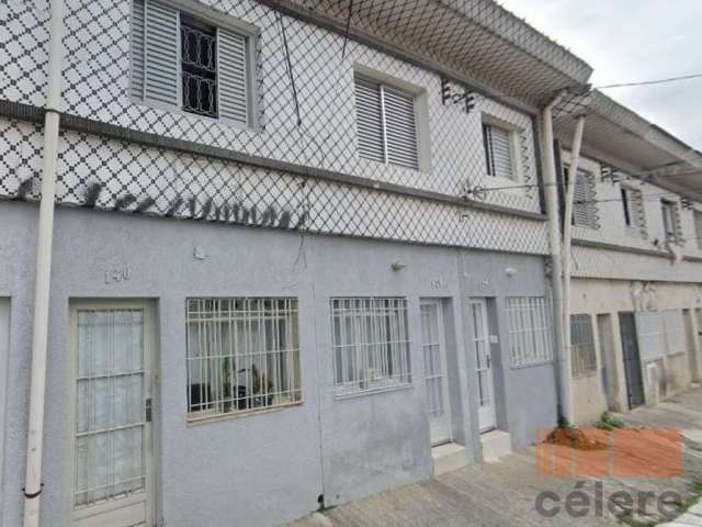 Sobrado com 02 quartos, sala cozinha, banheiro   |  mooca/p - r$ 2.000,00