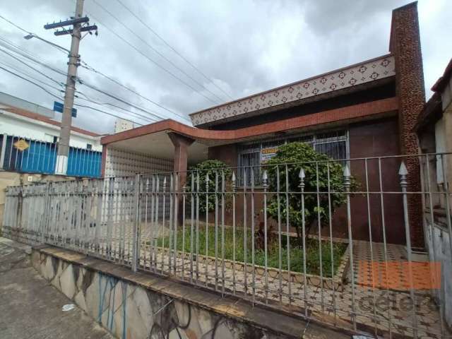 Casa Térrea com 3 Quartos, 4 vagas  à venda, 232m² - Móoca/SP - R$ 890.000,00