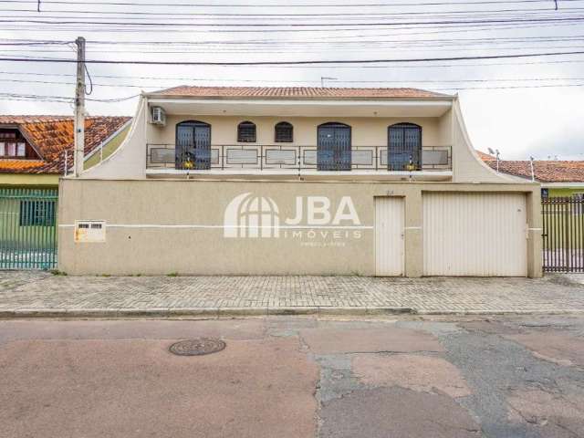 Casa com 3 quartos à venda na Maracujás, 62, Uberaba, Curitiba, 320 m2 por R$ 870.000