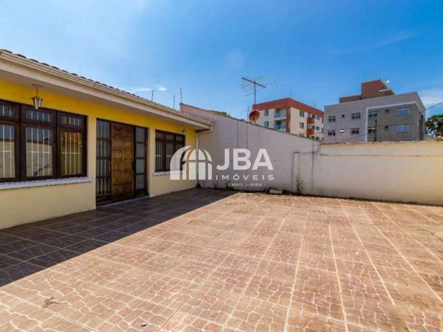 Casa com 5 quartos à venda na Montese, 177, Parolin, Curitiba, 153 m2 por R$ 590.000