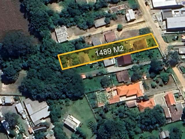 Chácara em Campo Magro: 3 Dormitórios (1 Suíte), Localização Privilegiada e 1.489 m² de Terreno