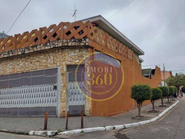 Sobrado com 3 dormitórios à venda, 180 m² por R$ 690.000,00 - Itaquera - São Paulo/SP