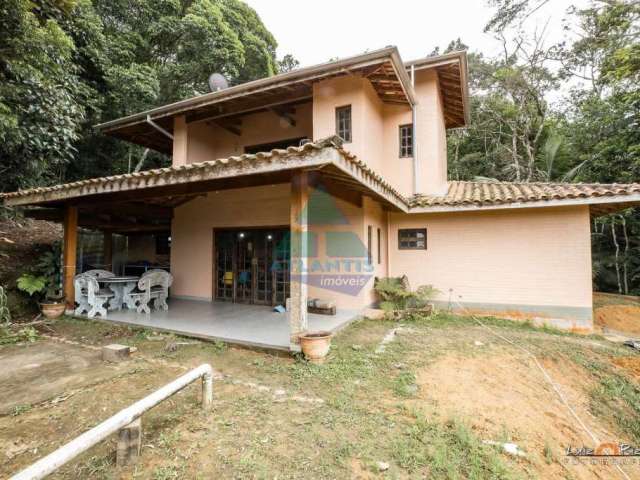 Casa em condomínio fechado com 6 quartos à venda na Rua dos Manacás, Praia da Lagoinha, Ubatuba por R$ 950.000