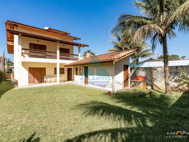 Casa com 3 quartos à venda na Rua São Paulo, Praia da Lagoinha, Ubatuba, 360 m2 por R$ 800.000