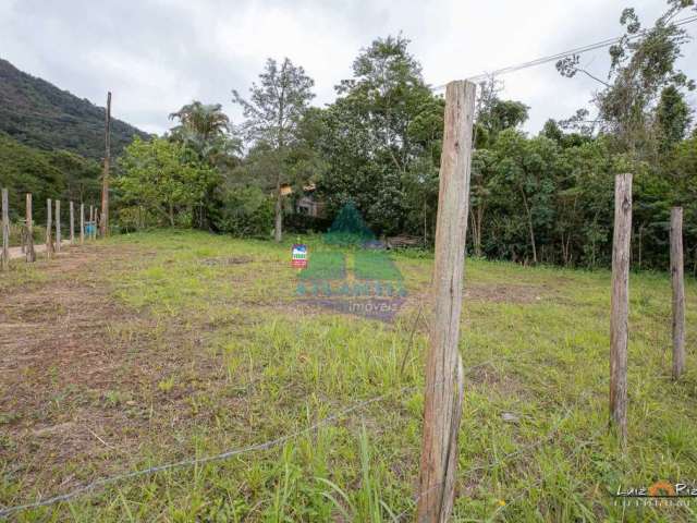 Terreno à venda na Avenida Engenho Velho, Praia da Lagoinha, Ubatuba por R$ 750.000