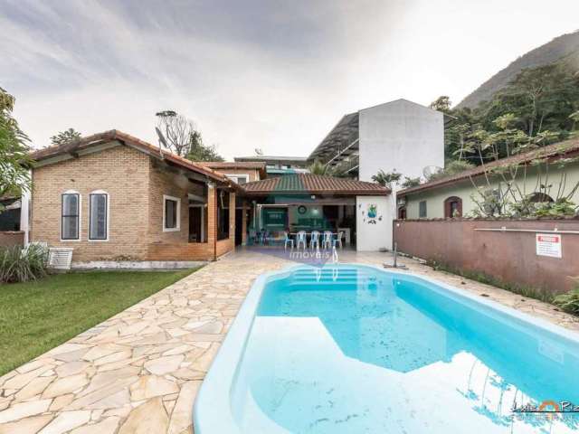 Casa em condomínio fechado com 5 quartos à venda na Rua das Camélias, Praia da Lagoinha, Ubatuba, 216 m2 por R$ 1.300.000