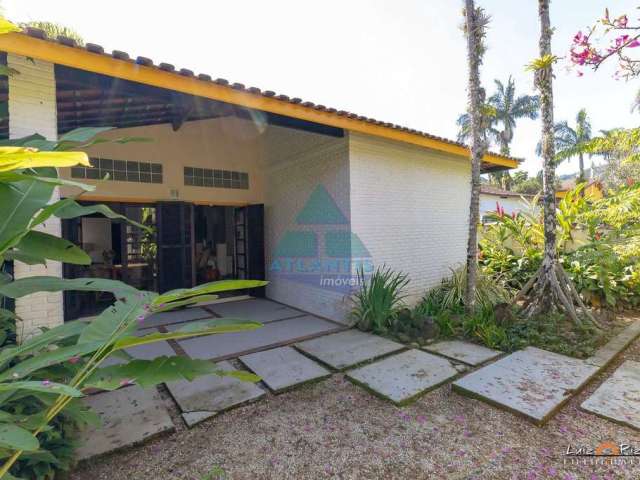 Casa em condomínio fechado com 5 quartos à venda na Rua São Pedro, Praia da Lagoinha, Ubatuba, 342 m2 por R$ 1.500.000