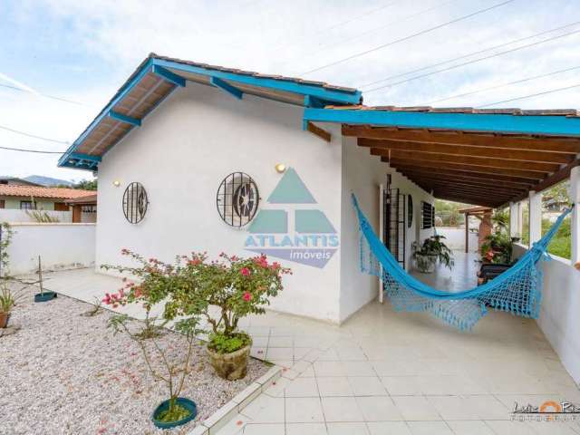 Casa com 2 quartos à venda na Avenida Engenho Velho, Praia da Lagoinha, Ubatuba, 82 m2 por R$ 550.000