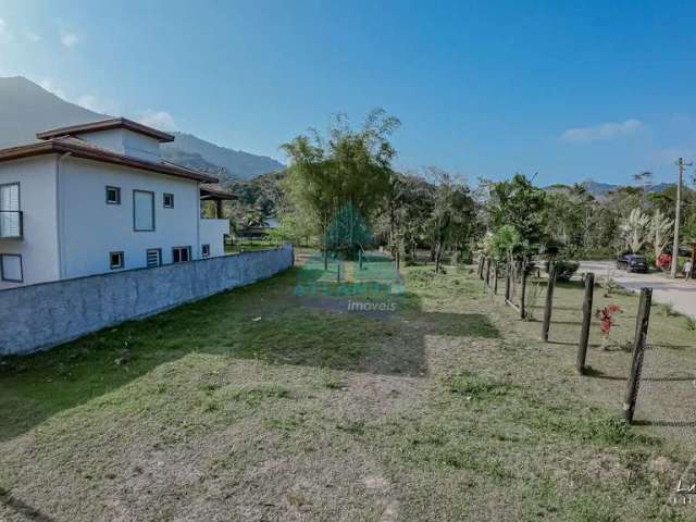 Terreno em condomínio fechado à venda na Avenida Engenho Velho, Praia da Lagoinha, Ubatuba por R$ 530.000