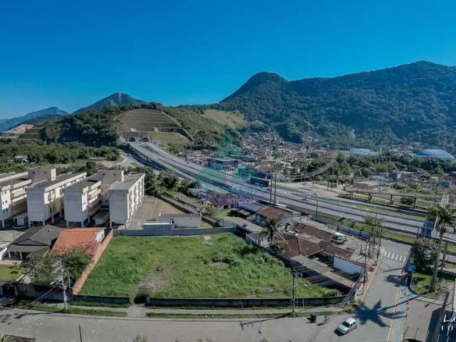 Terreno à venda na Avenida Ipiranga, Martim de Sá, Caraguatatuba por R$ 1.600.000