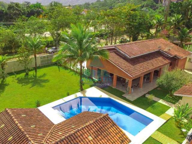 Casa em condomínio fechado com 4 quartos à venda na Rua Sabiá, Praia da Lagoinha, Ubatuba, 270 m2 por R$ 2.800.000