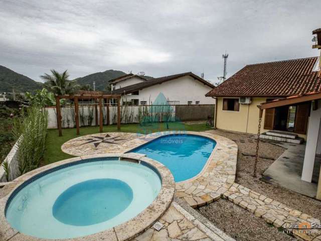 Casa com 4 quartos à venda na Rua das Violetas, Praia da Lagoinha, Ubatuba, 135 m2 por R$ 890.000