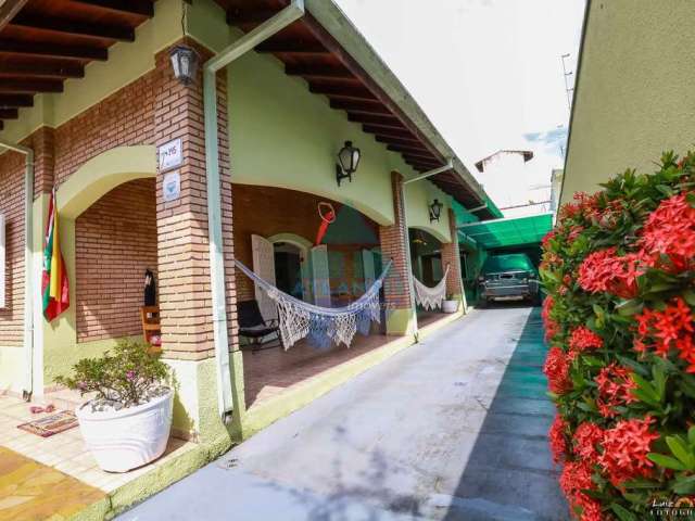 Casa com 5 dorms, Estrela D Alva, Caraguatatuba - R$ 1.35 mi, Cod: 1389