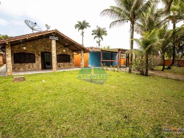 Casa com 3 quartos à venda na Avenida Palmeiras, Praia da Lagoinha, Ubatuba, 227 m2 por R$ 1.040.000