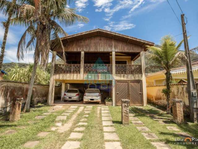 Casa com 5 quartos à venda na Avenida Marginal B, Jardim Marisol, Ubatuba, 372 m2 por R$ 900.000