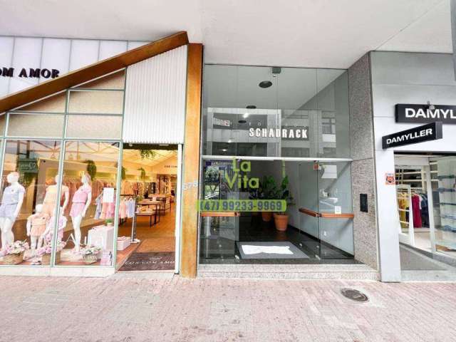Sala Comercial com 27,48m²  a Venda por R$145.000 no Ed. Schadrack - Centro - Blumenau SC | La Vita Imóveis