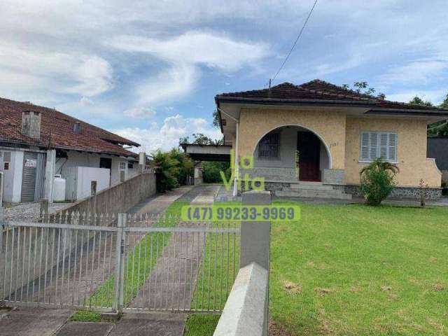 Casa e Belíssimo terreno a venda