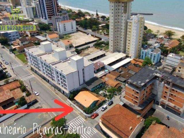 Casa com 7 dormitórios à venda, 198 m² por R$ 2.650.000 - Centro - Balneário Piçarras/SC | La Vita Imóveis
