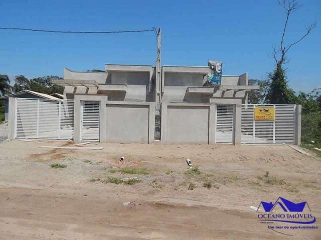 Casa  com espaço para piscina