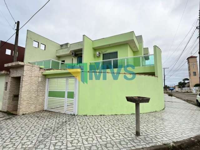 Casa para locação em Itanhaém-SP, bairro Gaivota! 2 quartos, 1 suíte, 2 salas, 2 banheiros, 4 vagas de garagem, 90m². Venha conferir!