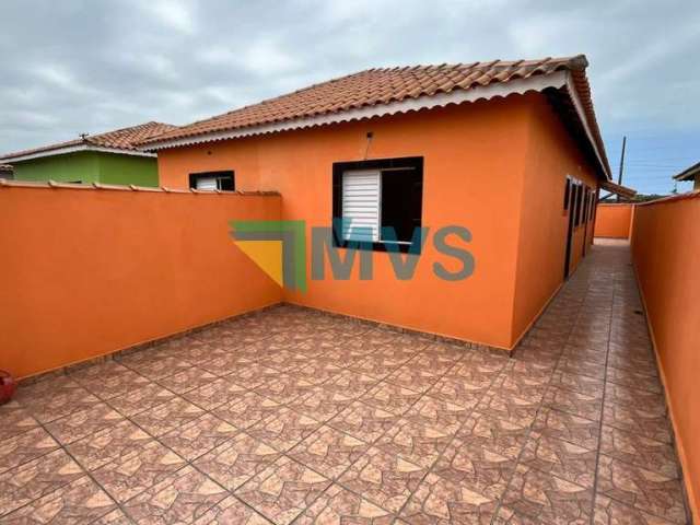 Imperdível oportunidade: Casa à venda em Itanhaém-SP, bairro Balneário Tupy, 2 quartos, 1 suíte, 2 salas, 2 banheiros, 2 vagas, 74m².